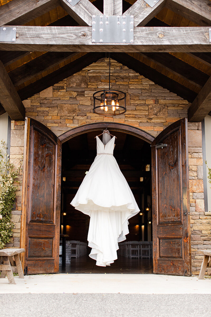 Blue Mountain Vineyards Wedding Dahlonega GA_Katelyn Shelley Photography-1 (1)