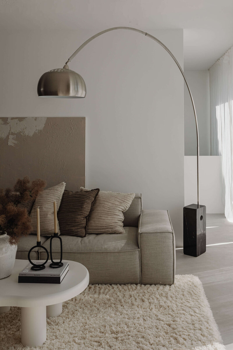 kaboompics_minimalist-interior-decor-home-living-moments-collection-33221