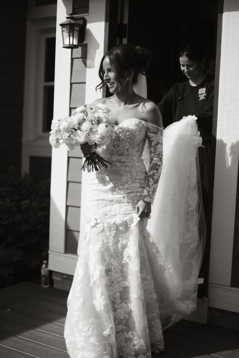 mustard seed gardens indy indianapolis noblesville indiana wedding photographer bellagio florals something blue stylists-33