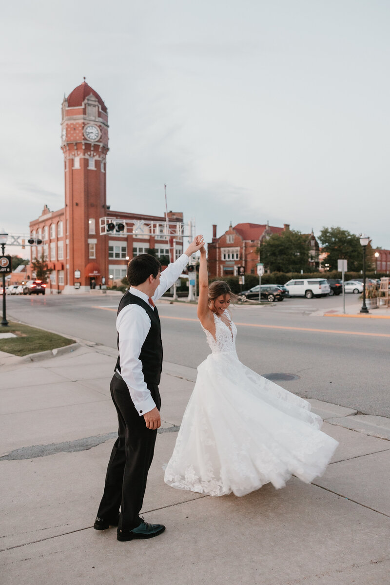 88-Katie & Phillip - Detroit Wedding Photographer - Mariah Kasten Photo