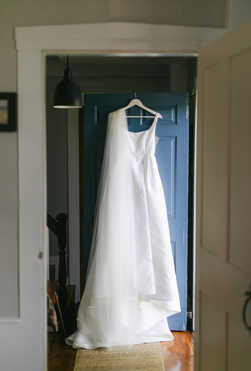 anne-barge-ballgown-slit