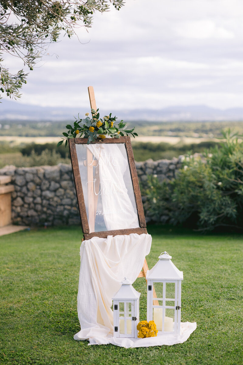 wedding photographer grignan victoria le petit-30