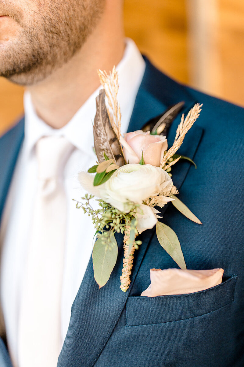 Central-Illinois-boutonniere
