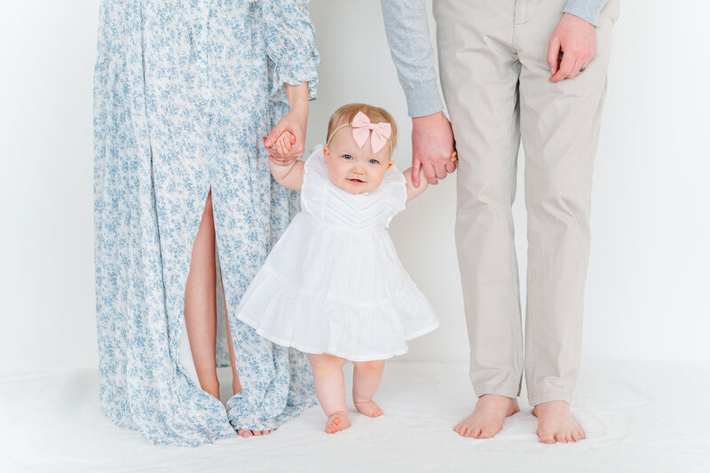 timeless studio one year girl pictures light and airy colorado family photographer elena spraguer photography 0072