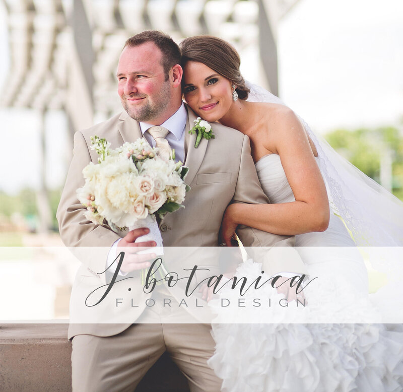 Judy and Julia from J.Botanica work with couple from Nashville, TN and the surrounding areas to create the wedding florals of their dreams.