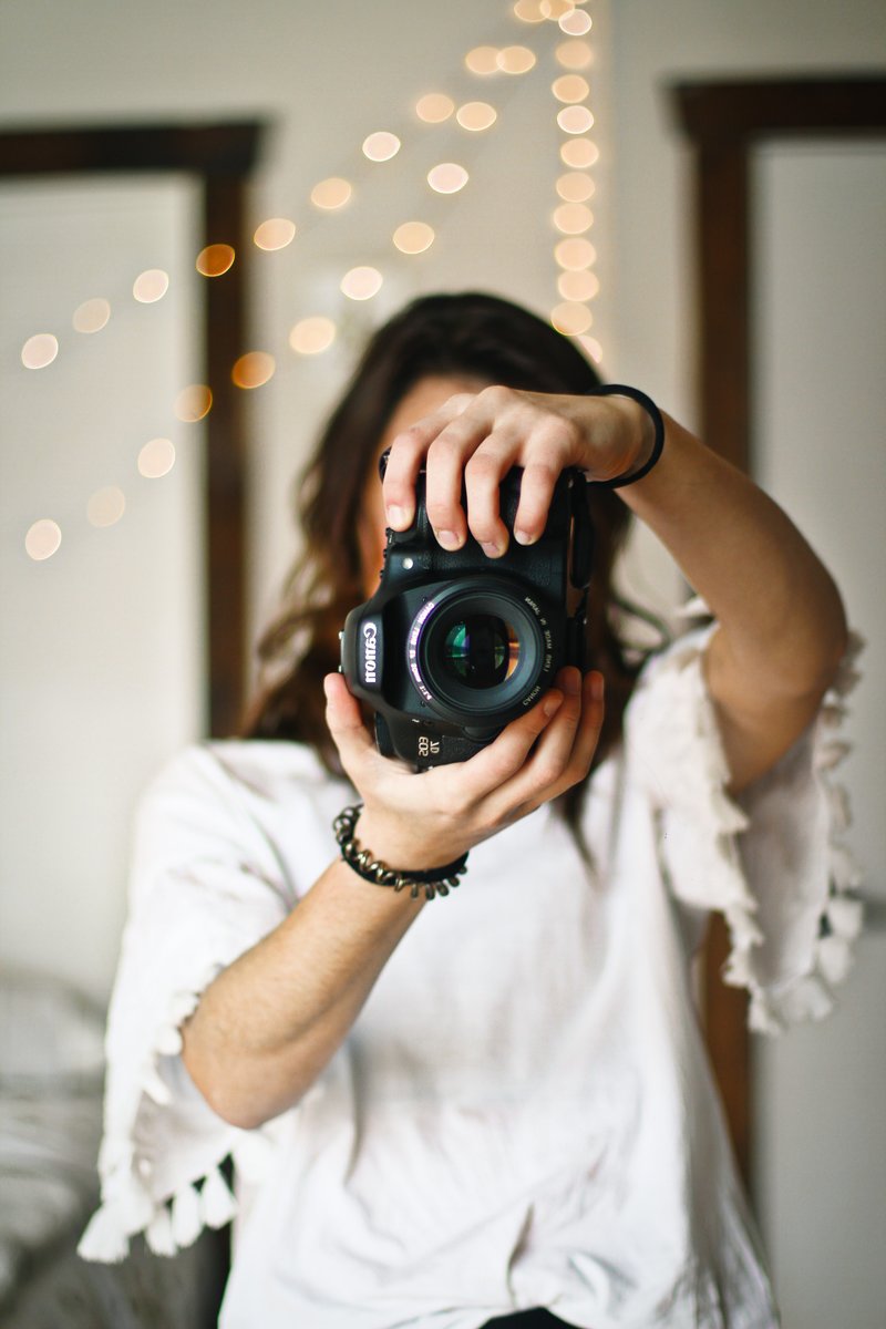 noemi-macavei-katocz-zrk7WirlxgM-unsplash