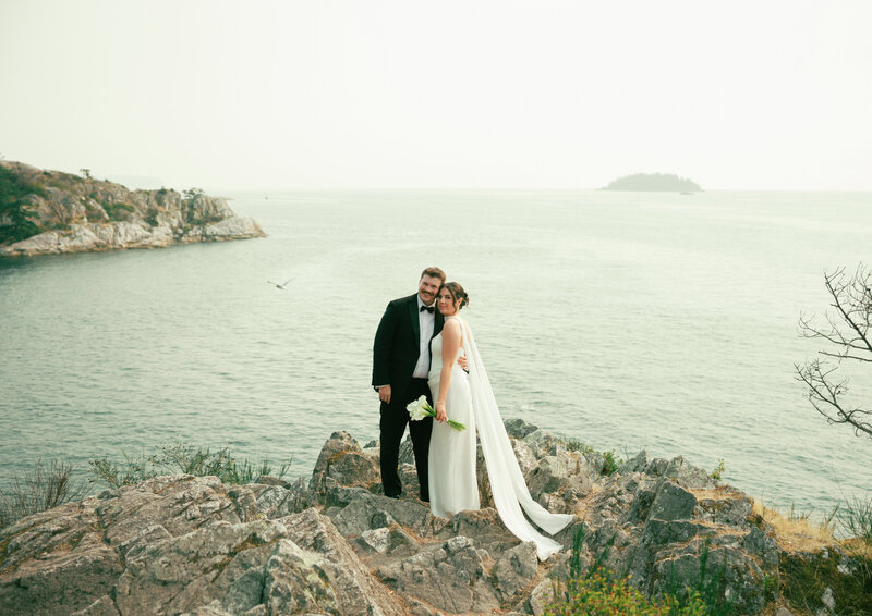 WHYTECLIFF-PARK-MICRO-WEDDING-LUXURY-WEDDING-PHOTOGRAPHY-VANCOUVER-BC-38