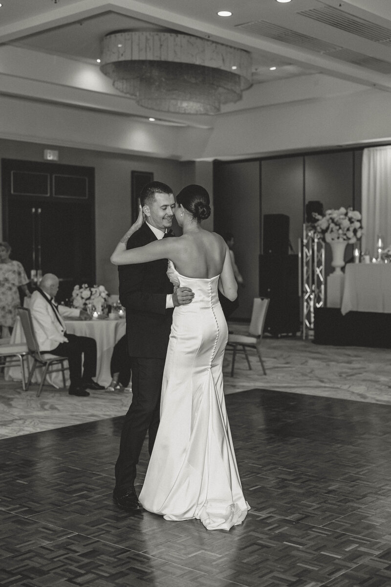95-Mariah Kasten Photo - Detroit Wedding - Olivia and Andrew