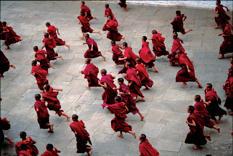 Amankora,-Bhutan-–-Experience,-Excursion,-Monks-running_7209