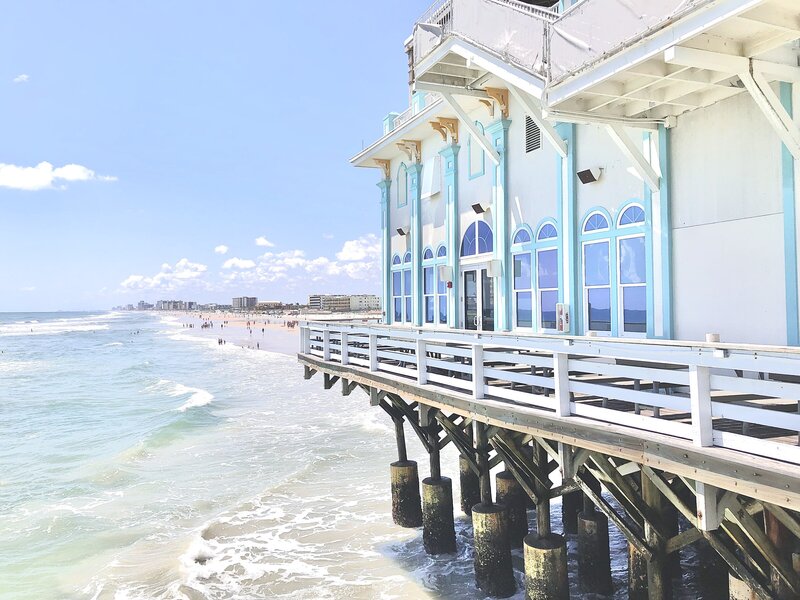 Seattle engagement photographers at Daytona Beach Pier