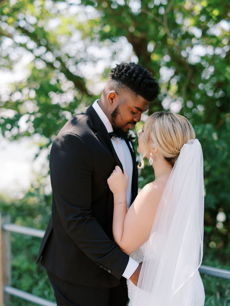 WeddingPhotographerinDetroitMichiganCynthiaMae15005