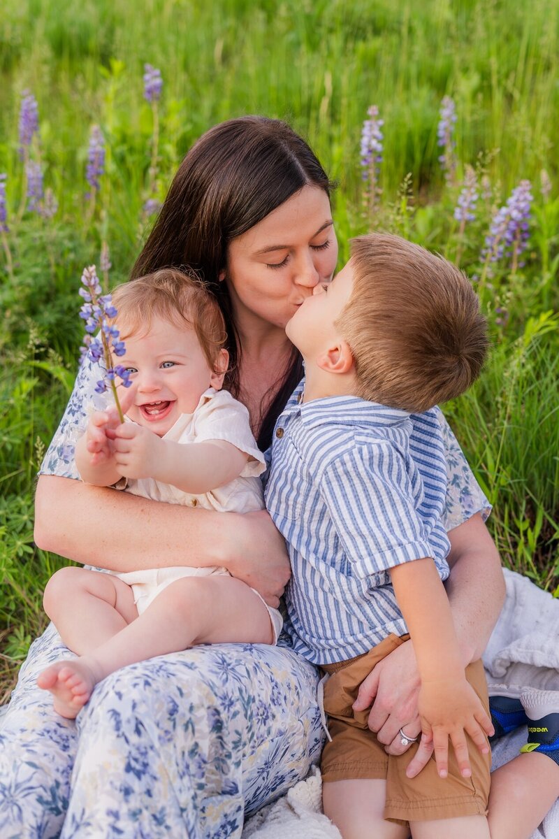 eau claire family photography mom baby son