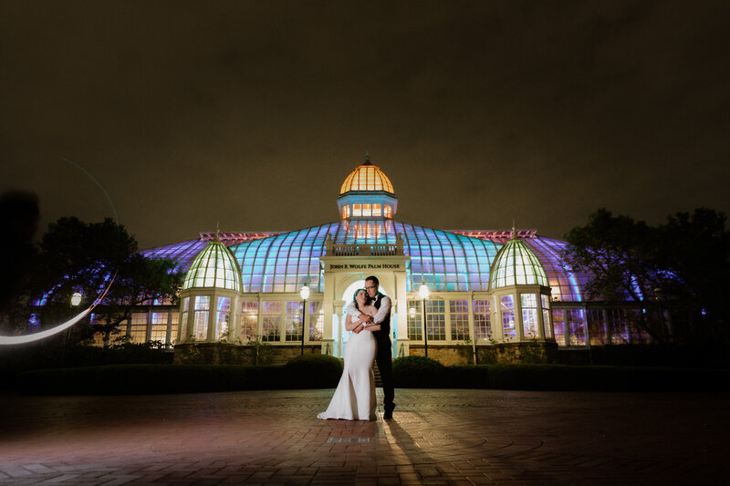 Franklin park conservatory hotel leveque columbus ohio wedding ceremony photographer videographer film documentary midwest -110