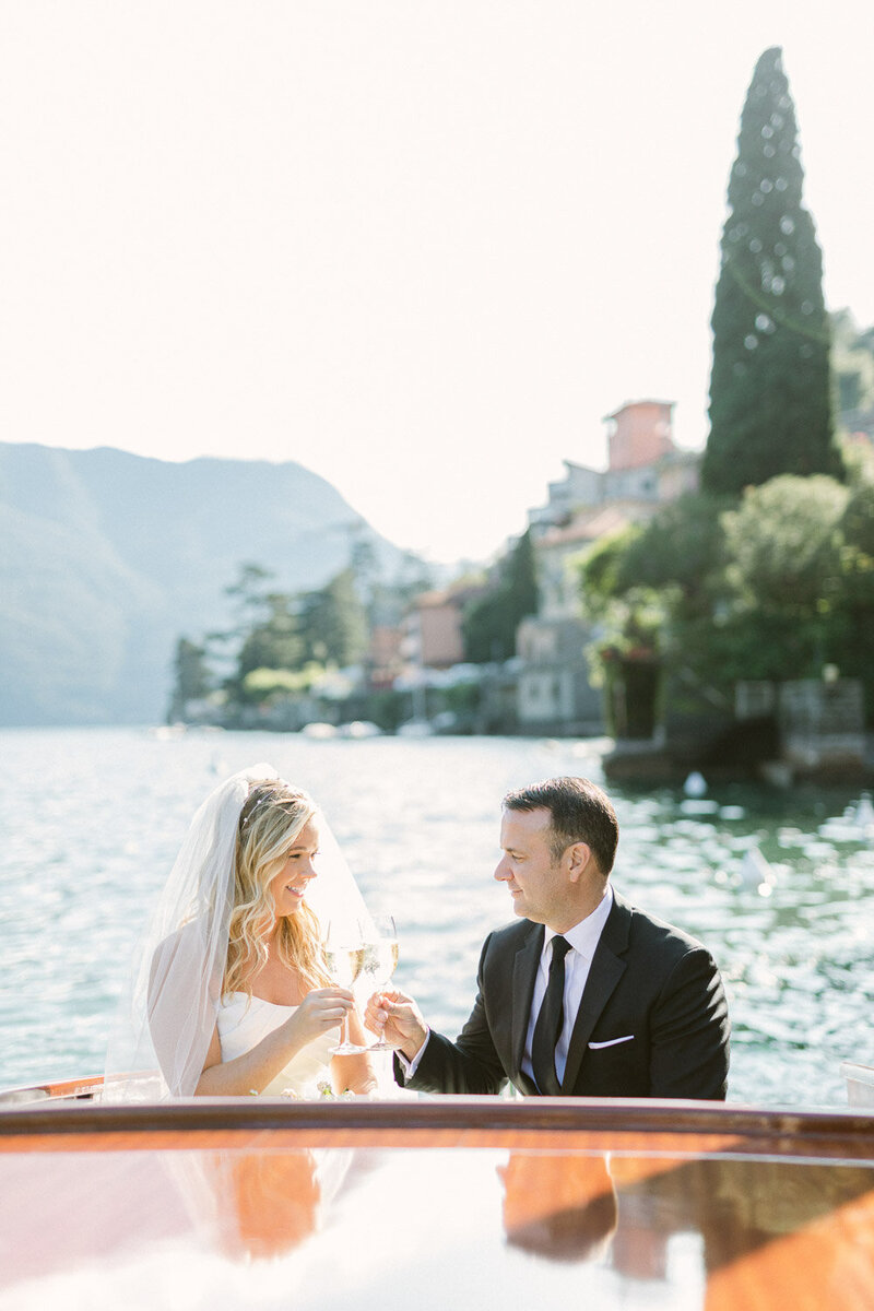 LaKe Como boat ride for bride and groom