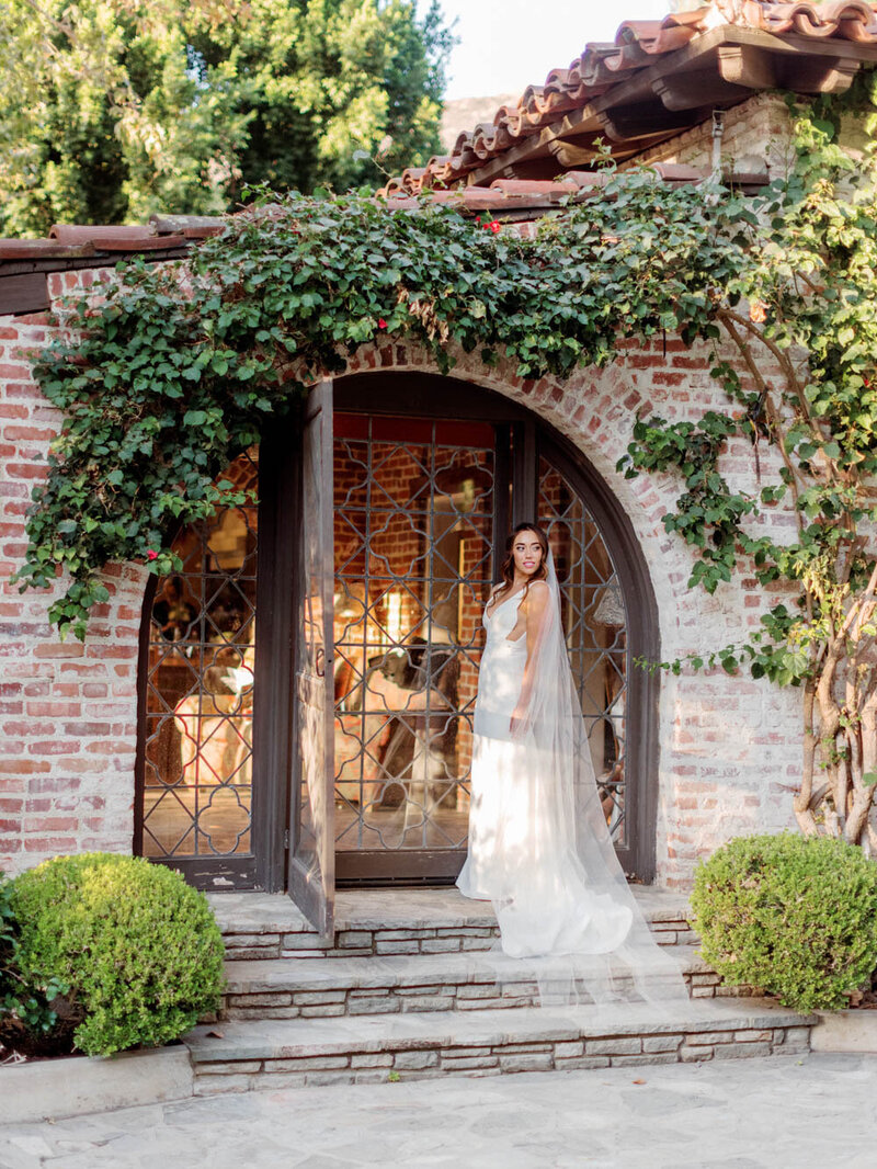 LucasRossi-Hummingbird-Nest-Ranch-Wedding-JJ-623