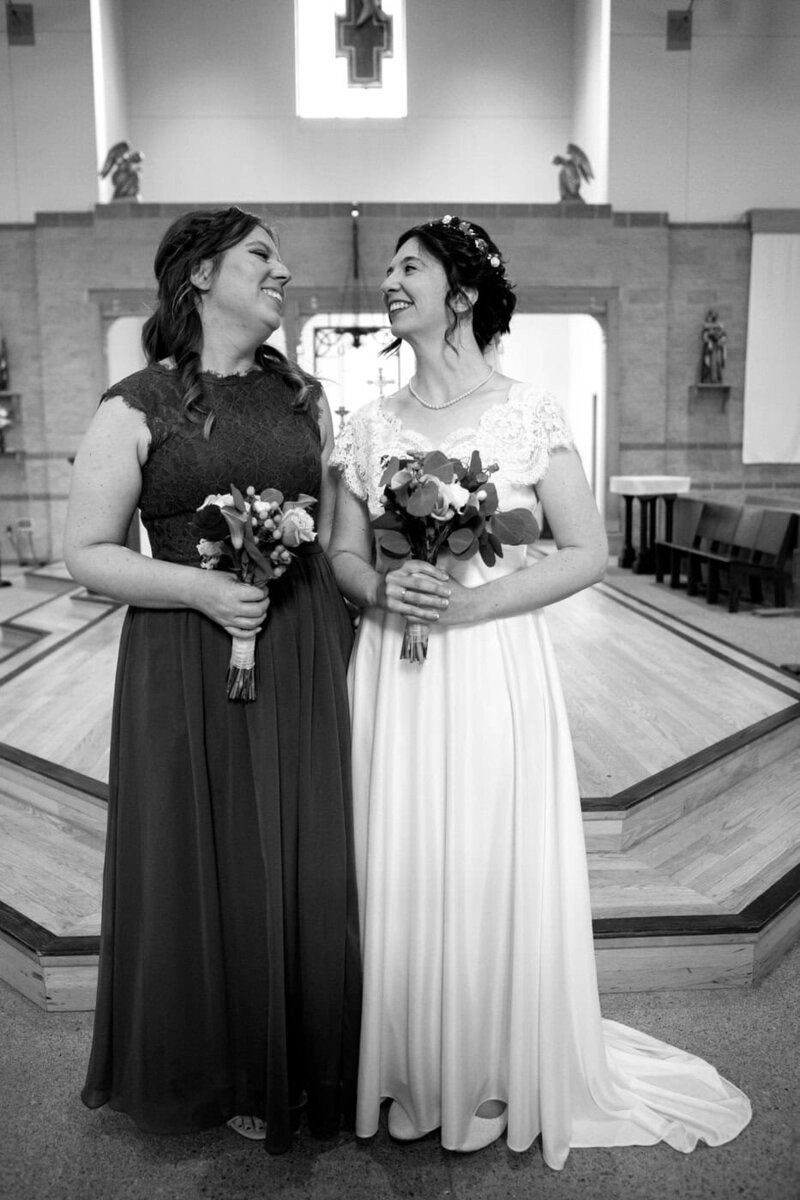 classic-and-documentary-style-wedding-photography-127