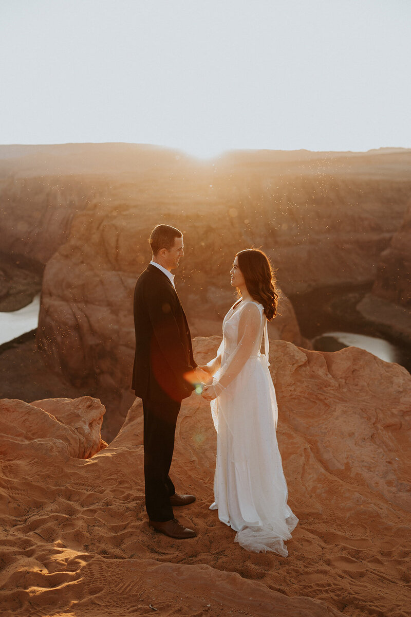 Horseshoe Bend Elopement