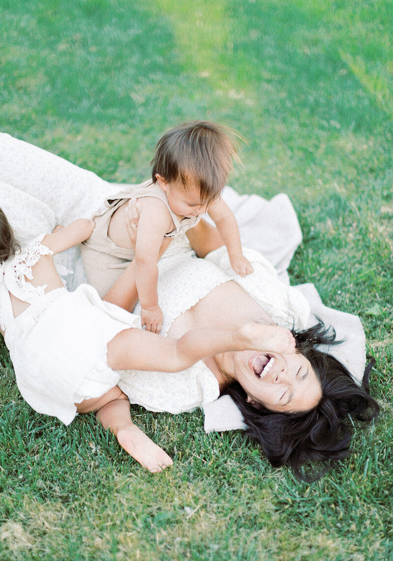 studio-dukesa-hannah-mann-fine-art-motherhood-film-photography-showit-design-partner-104