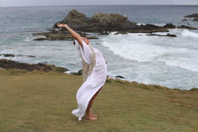 HarJiwan posing near the ocean