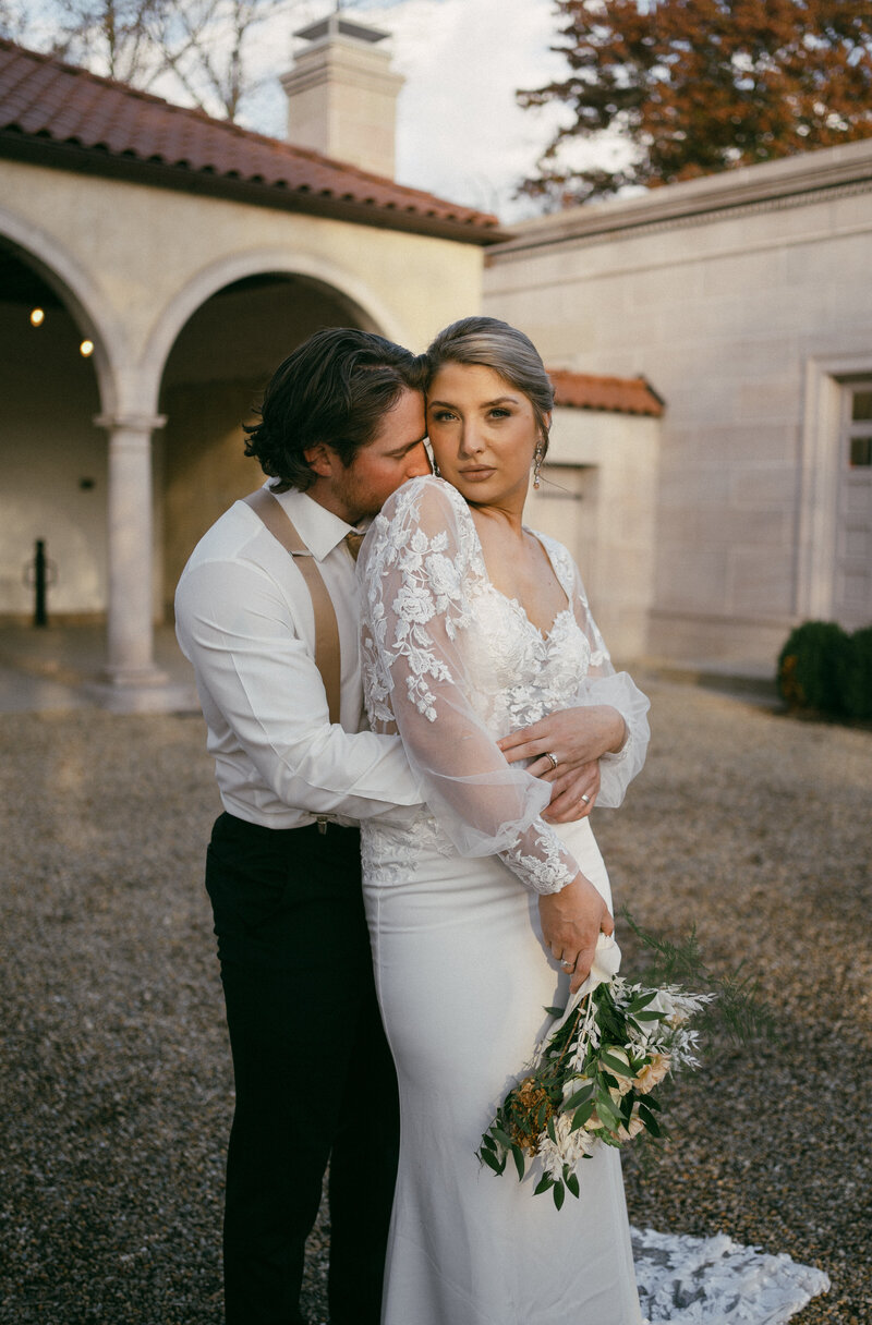 Fall Wedding at Candoro Marble in Knoxville, Tennessee