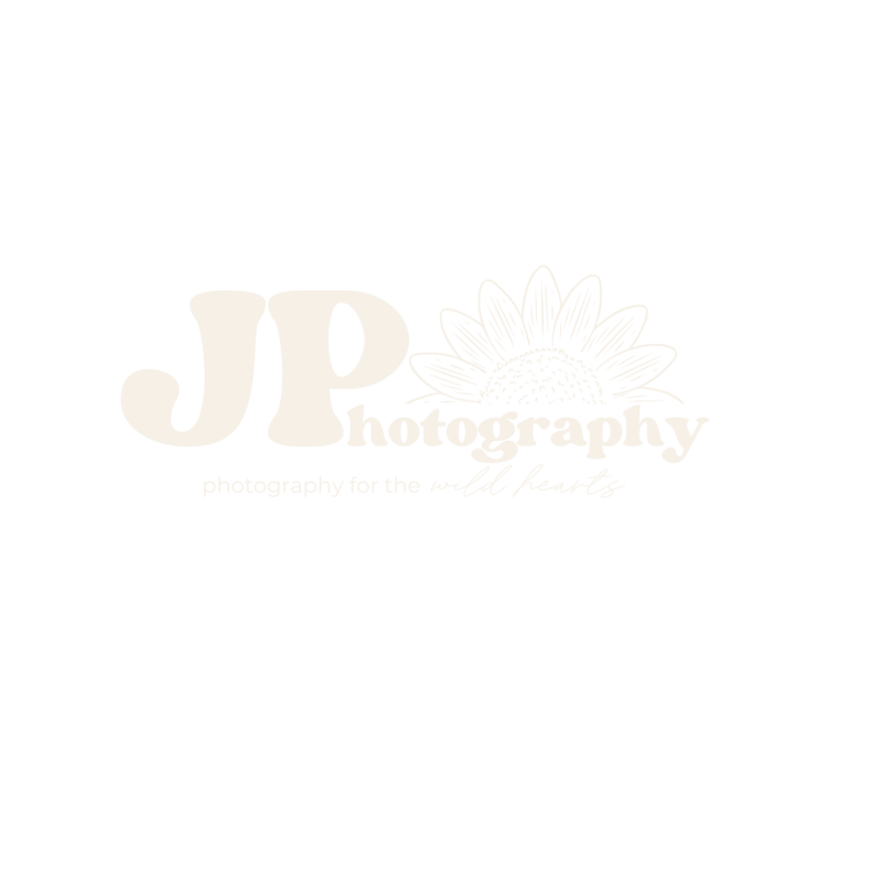 logo with sunflower for iowa wedding photographer