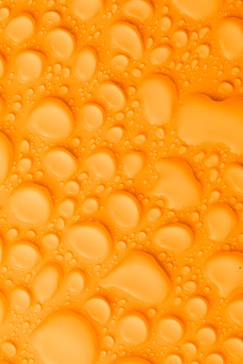 kaboompics_backgrounds-of-coloured-drops-17738