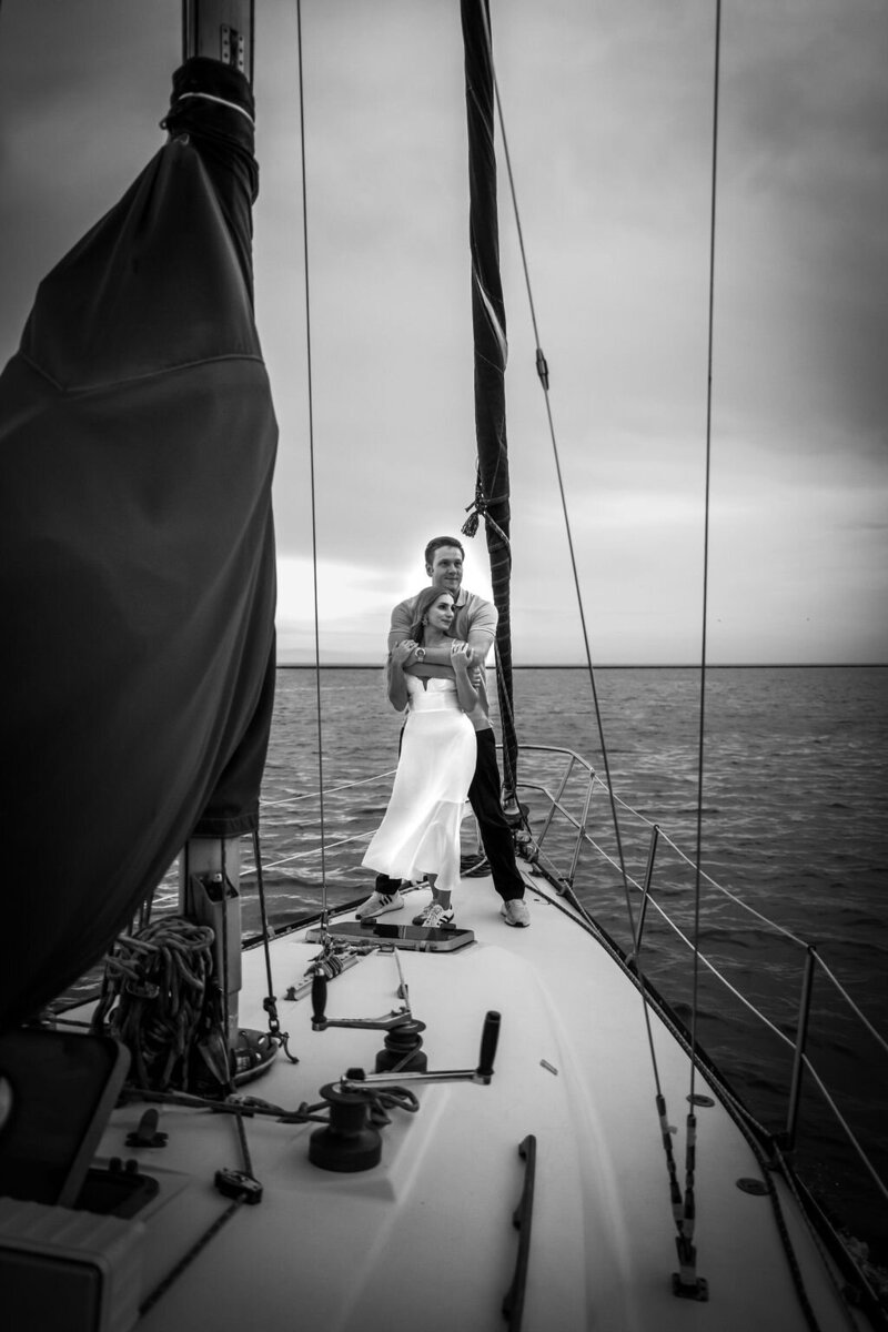 chicago-sailboat-engagement-session (30)