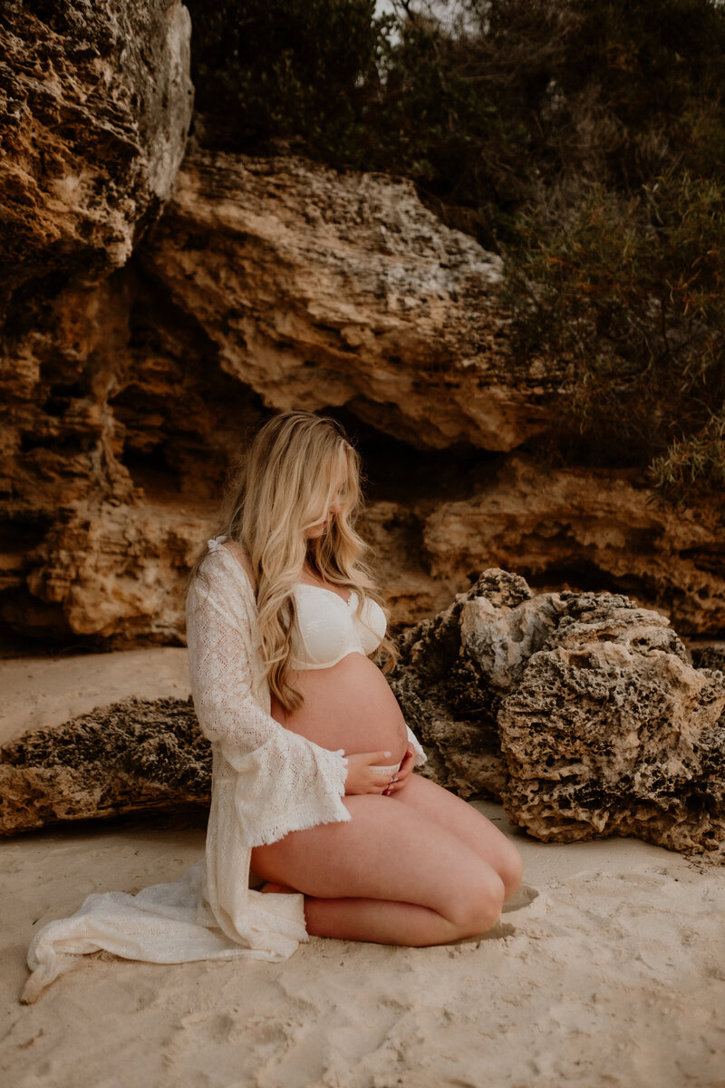 for-love-and-light-perth-maternity-photographer-34