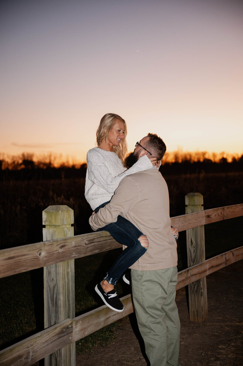 Taylor Elizabeth Photography Weddings and Lifetyle Photographer in Indiana Couples Photo 55