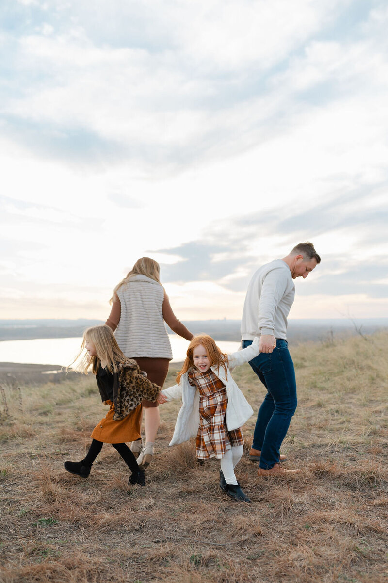 Fall-FamilyofFive-EdenPrairie-Bloomington-Minnesota-RelaxedFamilyPhotographer7