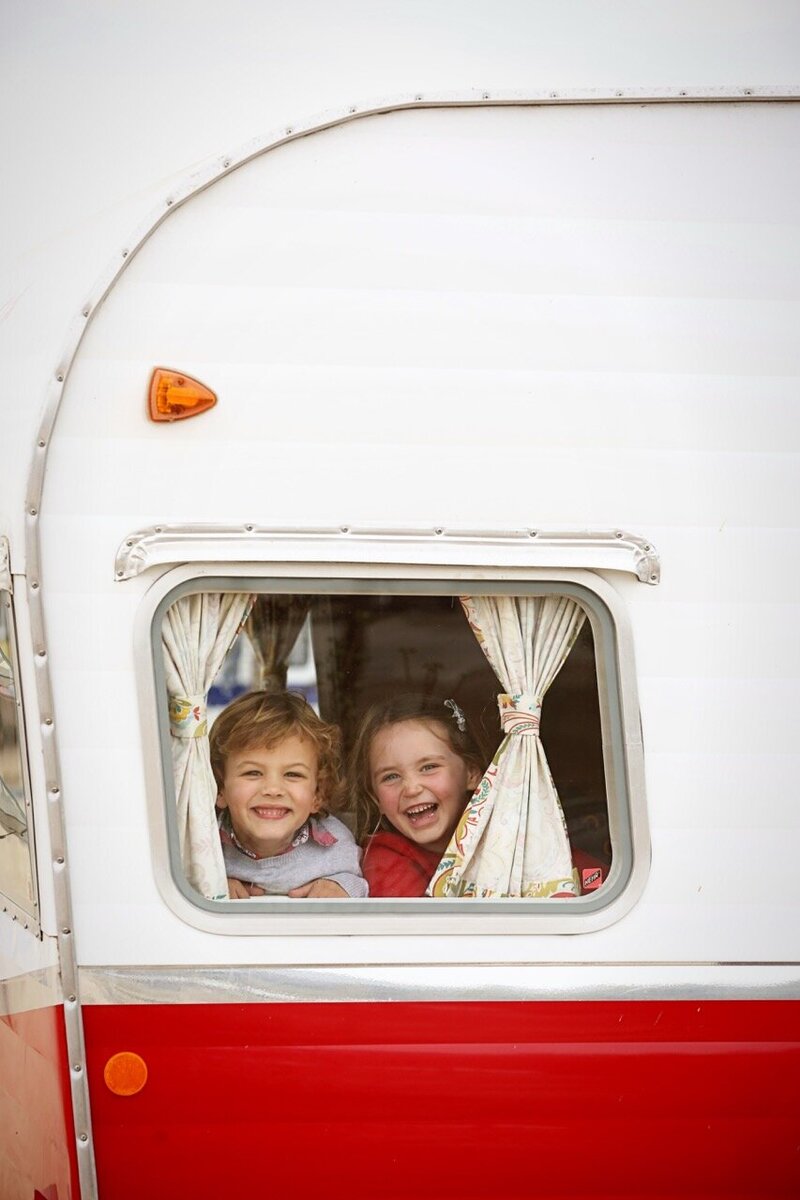 3-kid-portrait-sessio-orange-county-lauren-ford-photography