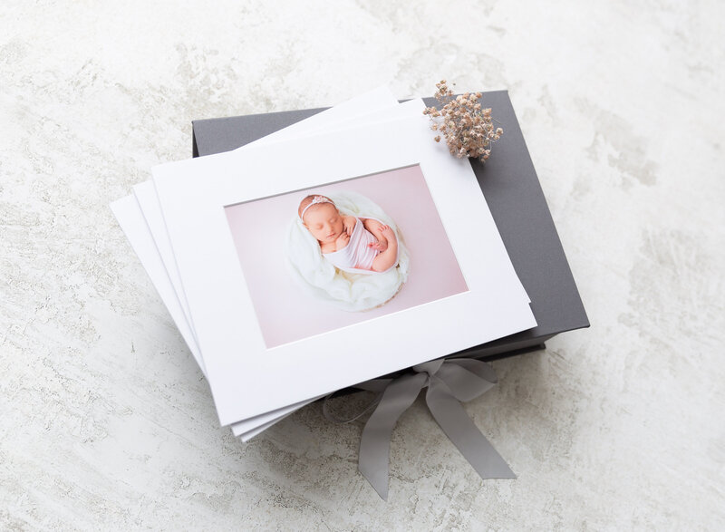 Rochel Konik Photography | Top NYC Brooklyn Newborn Photographer captures