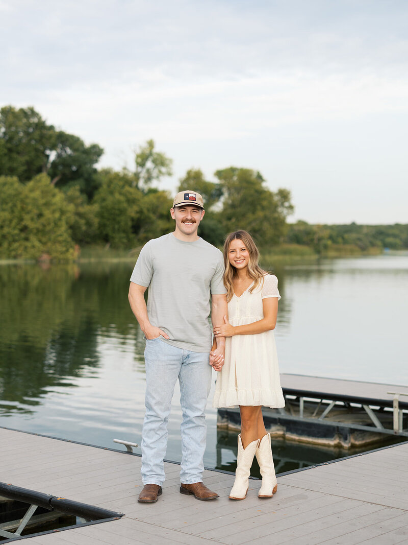 hill-country-engagement-photos