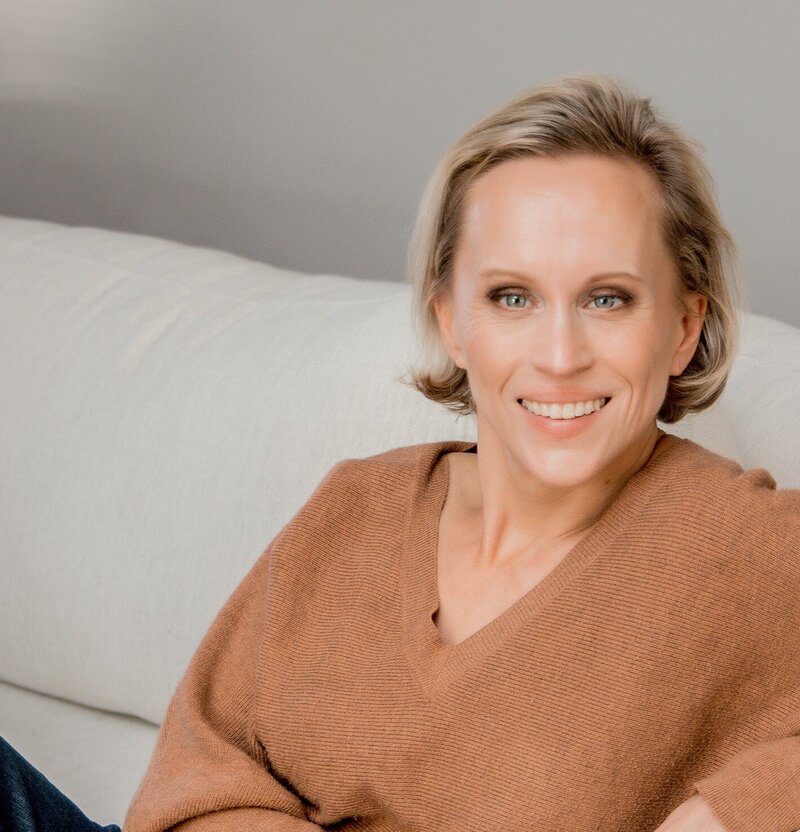 Alix Morrow Writer