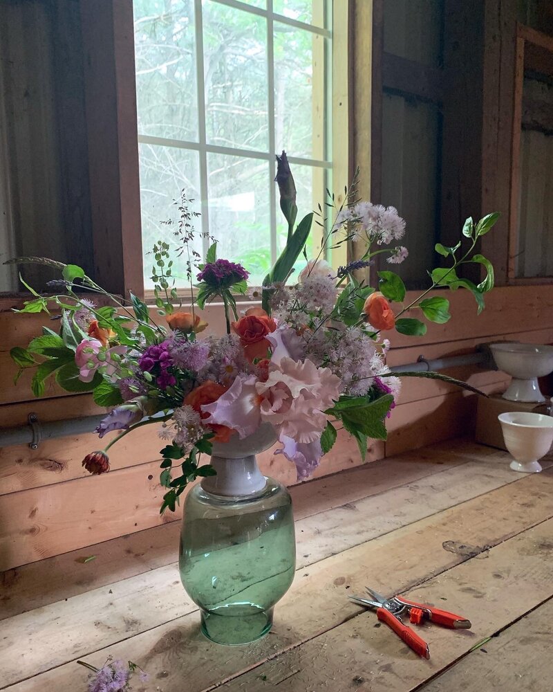 Spring-flowers-centrepiece-wedding-elopement-Uxbridge-Durham-Sunderland
