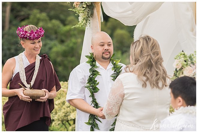 Find Oahu Wedding Officiants And Ministers With Photos And Bios