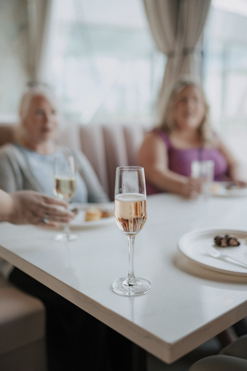 Women cheersing with their
