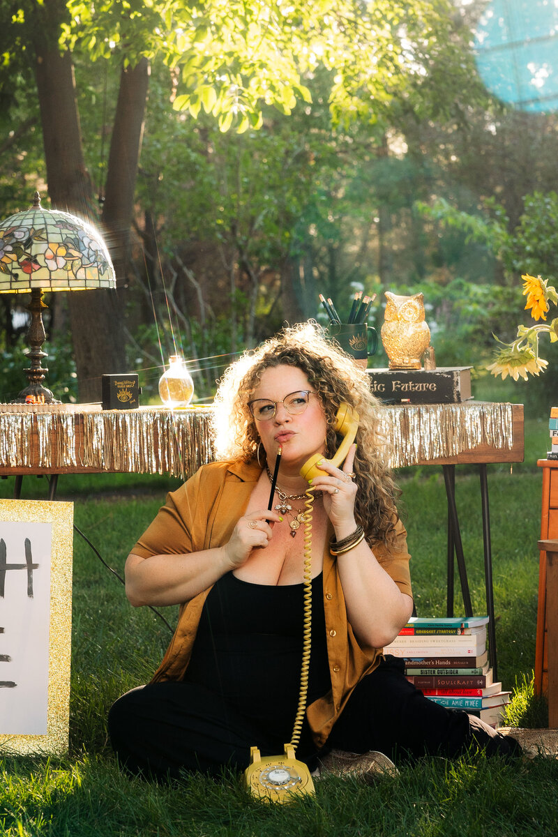 Spiritual business coach, and oracle business witch, Rachael Maddox empowers radical witches to be abundantly resourced without burnout, embracing their bigger calling and playing full out.