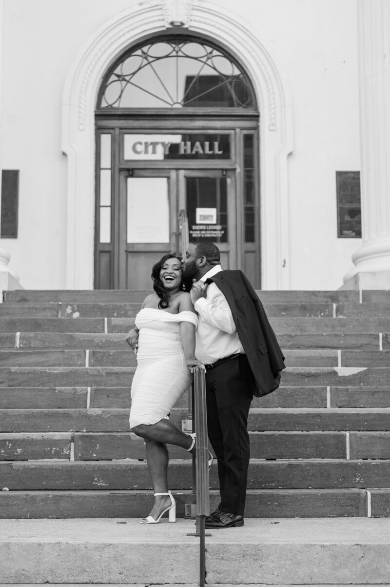 downtown-wilmington-nc-engagement-photos-48