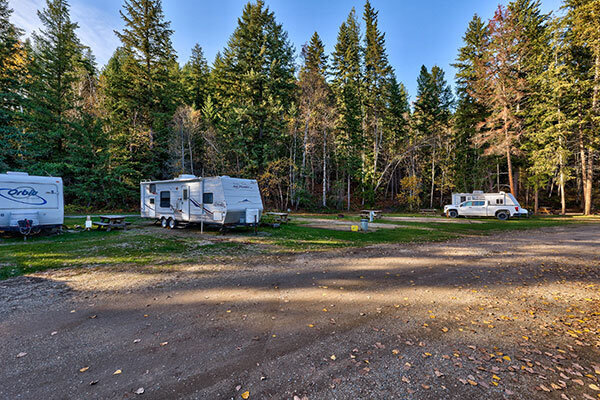 Dutch-Lake-RV-and-Motorhome-Tree-Spots