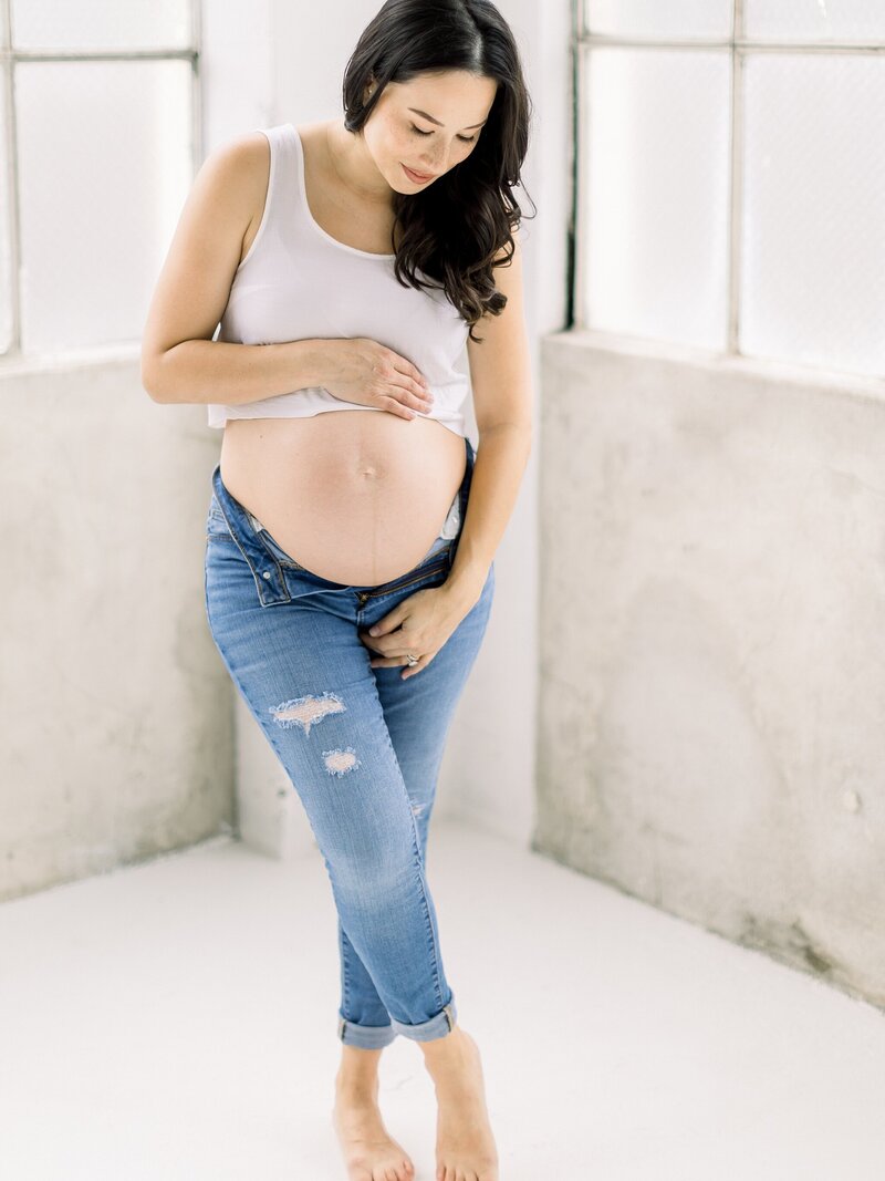 Seattle-Studio-Maternity-Session-Shaunae-Teske-Photography-48