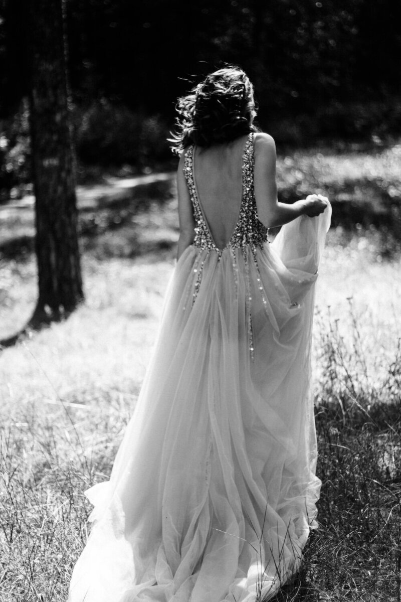 flowy wedding dress