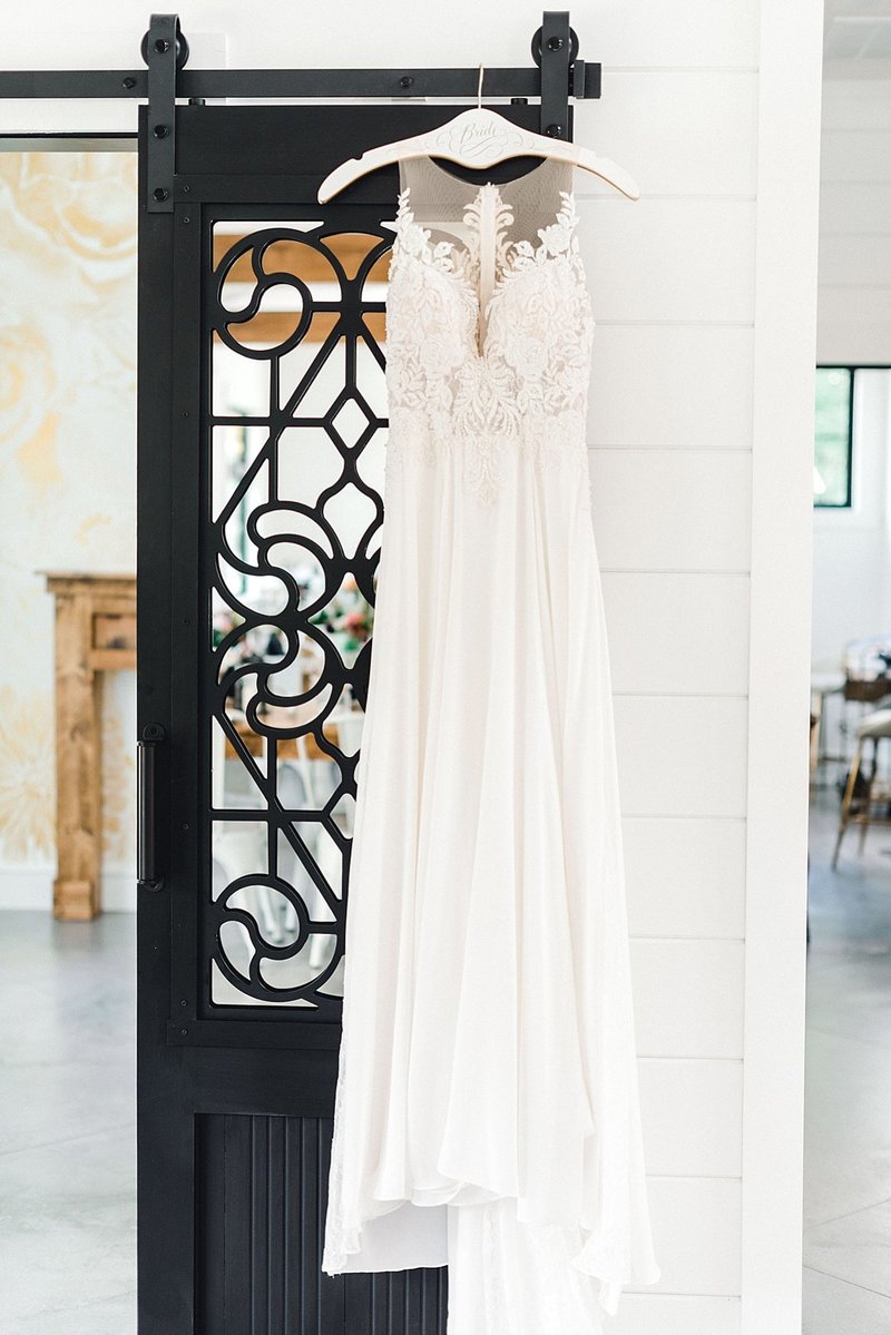 Bloomington_Indiana_The_Wilds_Wedding_Event_Chic_Barn_Weddings_295