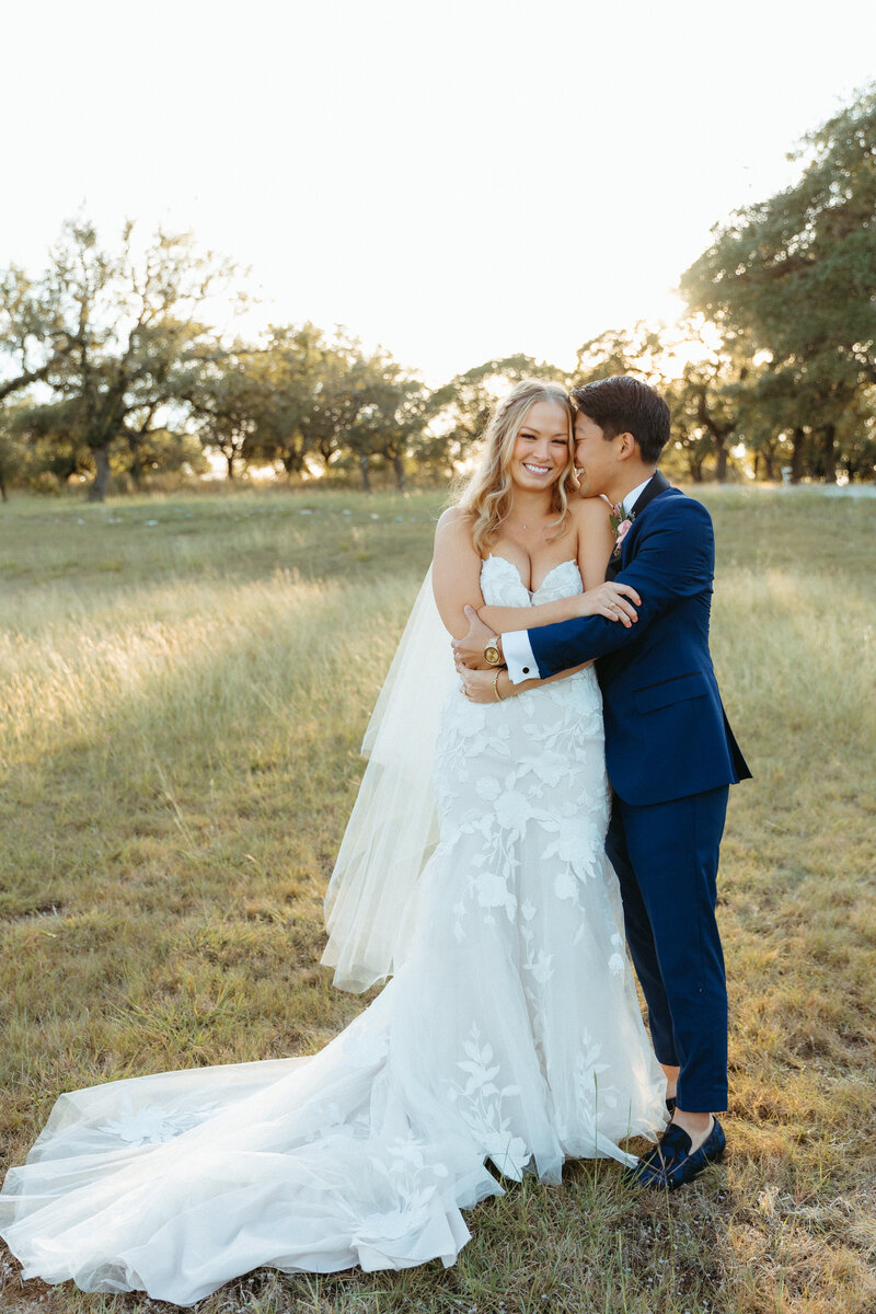 Bride and her dad walk down the aisle