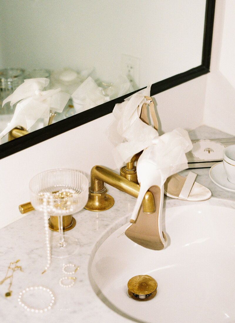 Meme Urbane 35 mm film - Paris France Wedding Photographer - Elopemement Wedding -Dallas, Texas Wedding Photographer - Meme Urbane Photography -6