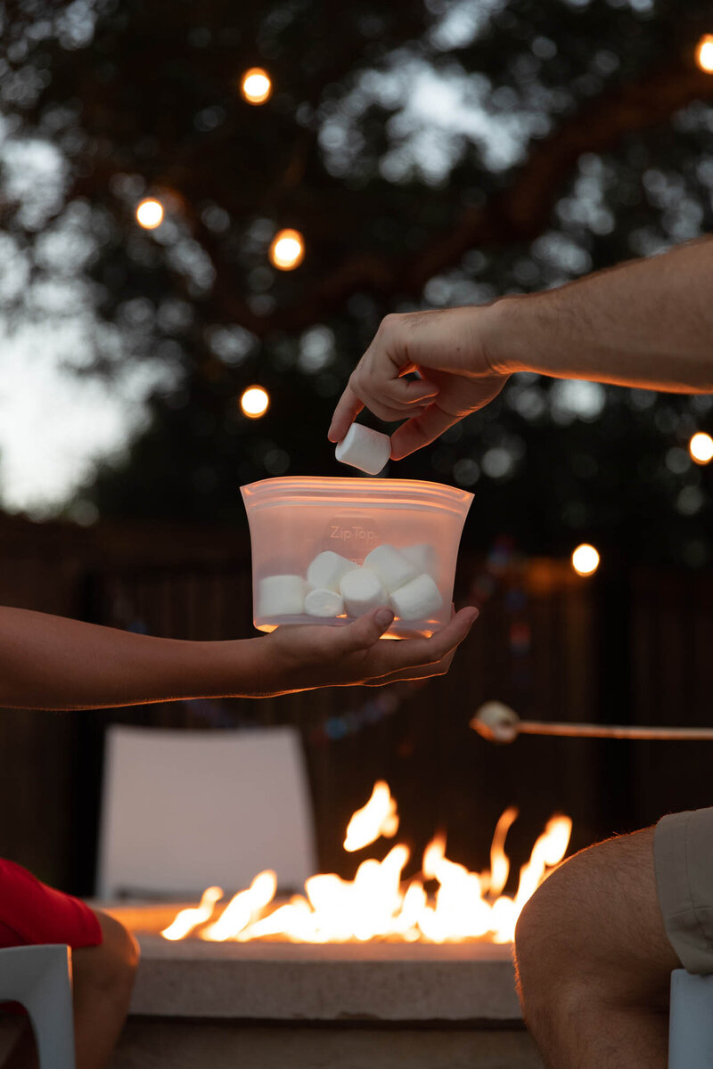 smores-campfire-marshmallow-summer