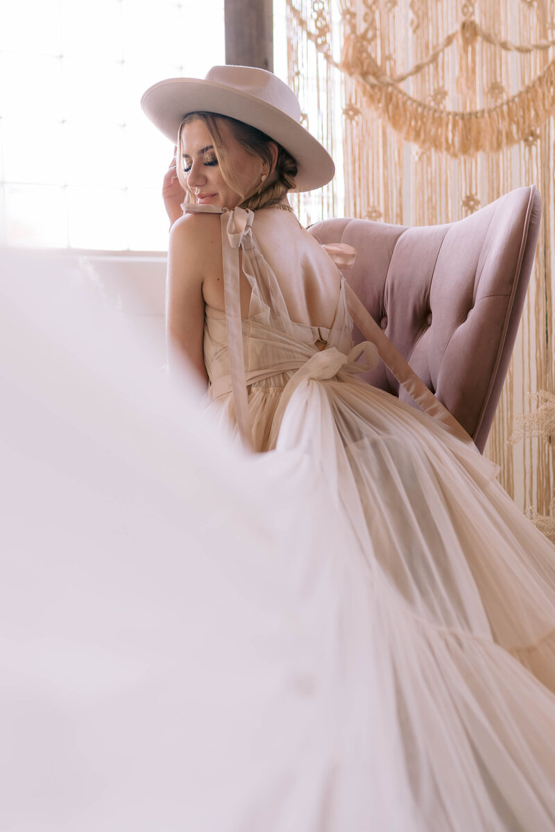 Bride with flowy blush dress