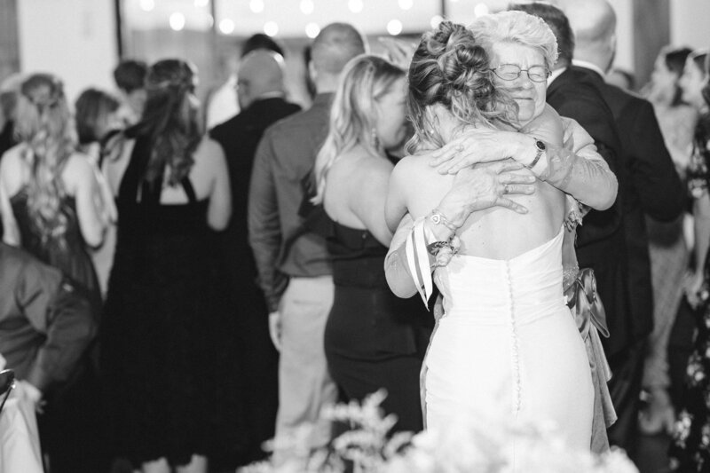Barn-At-Sunset-Ranch-Buena-Vista-Wedding-Photographer-109