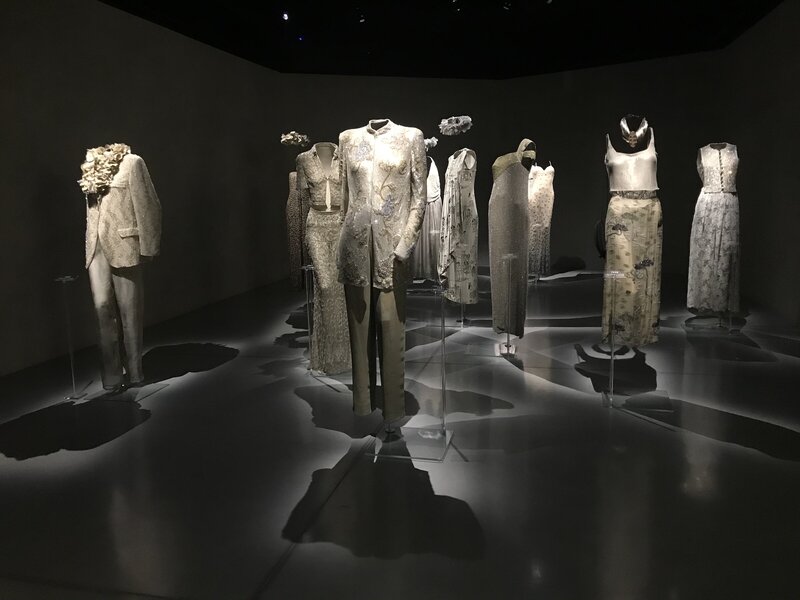 Armani Silos - ispirazione - esposizione di una collezione permanente - Marian Fotografa di matrimoni - Lusso -Fashion