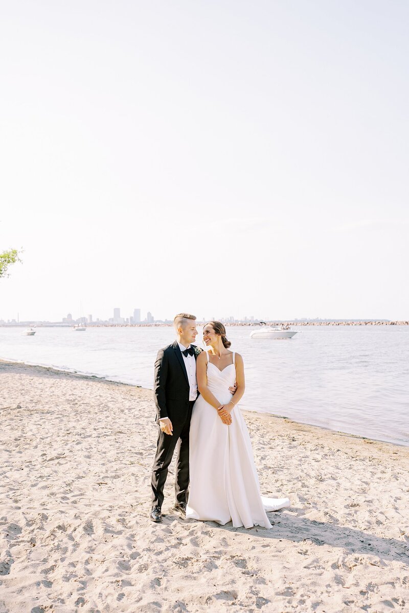 Milwaukee-Wisconsin-Catholic-Wedding-Photographer-_0007